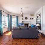 Azahara Villa *
