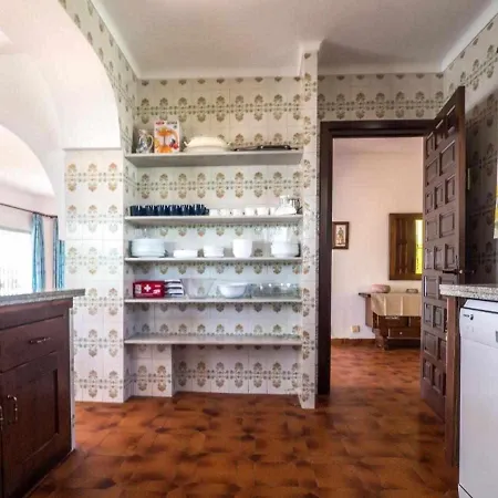Azahara Villa *
